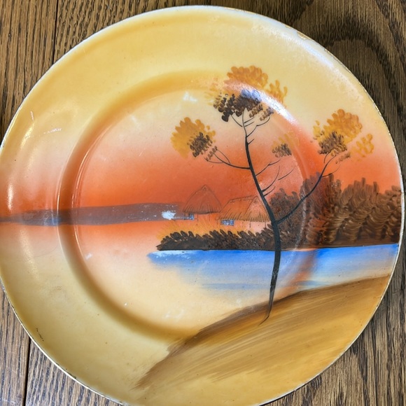 Hand painted plates - Picture 6 of 8